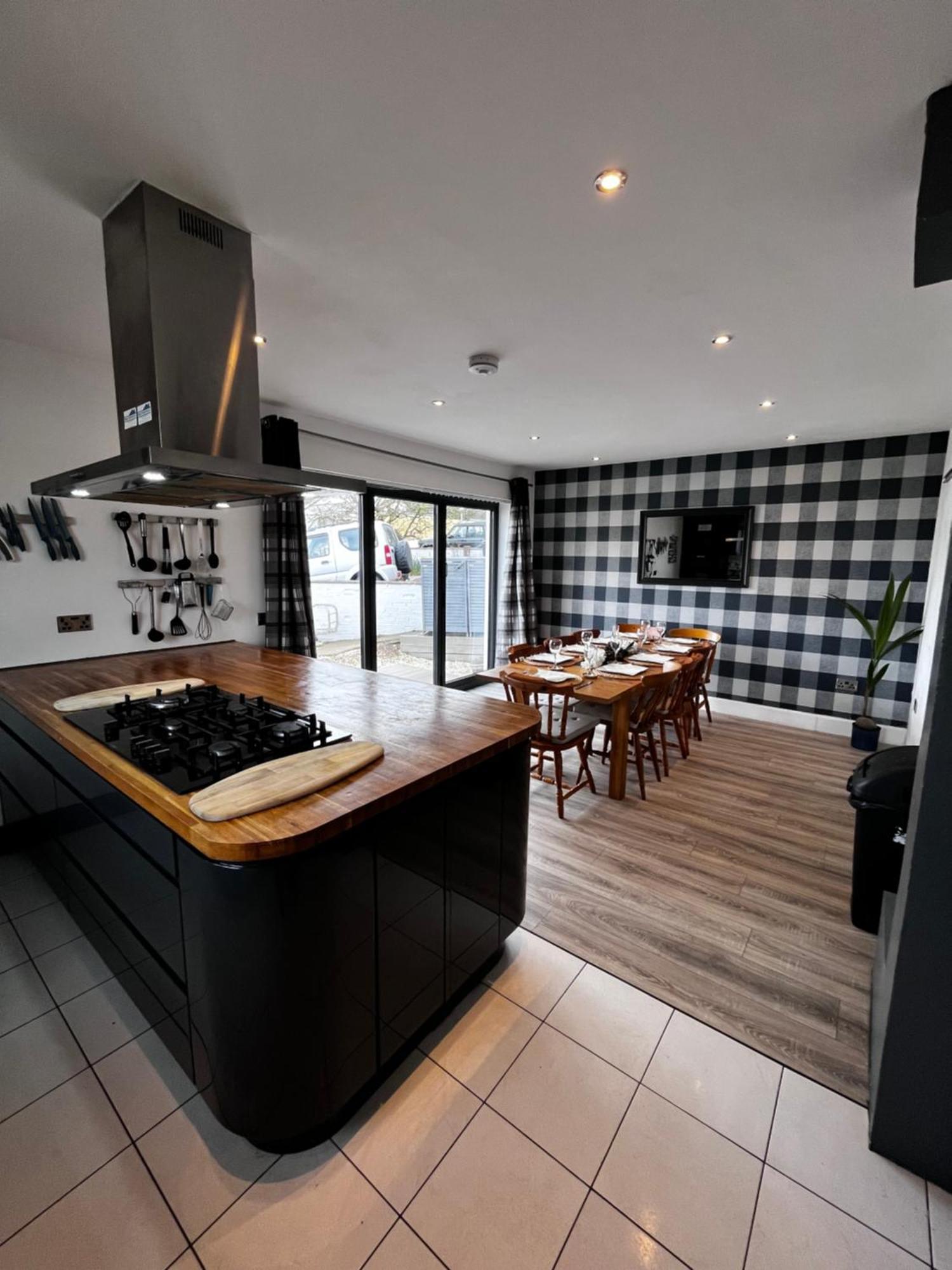 Dreghorn House 4 Bedrooms 3 Toilets 3 Reception Free Parking 233 Mbp Wifi EDI Exteriér fotografie